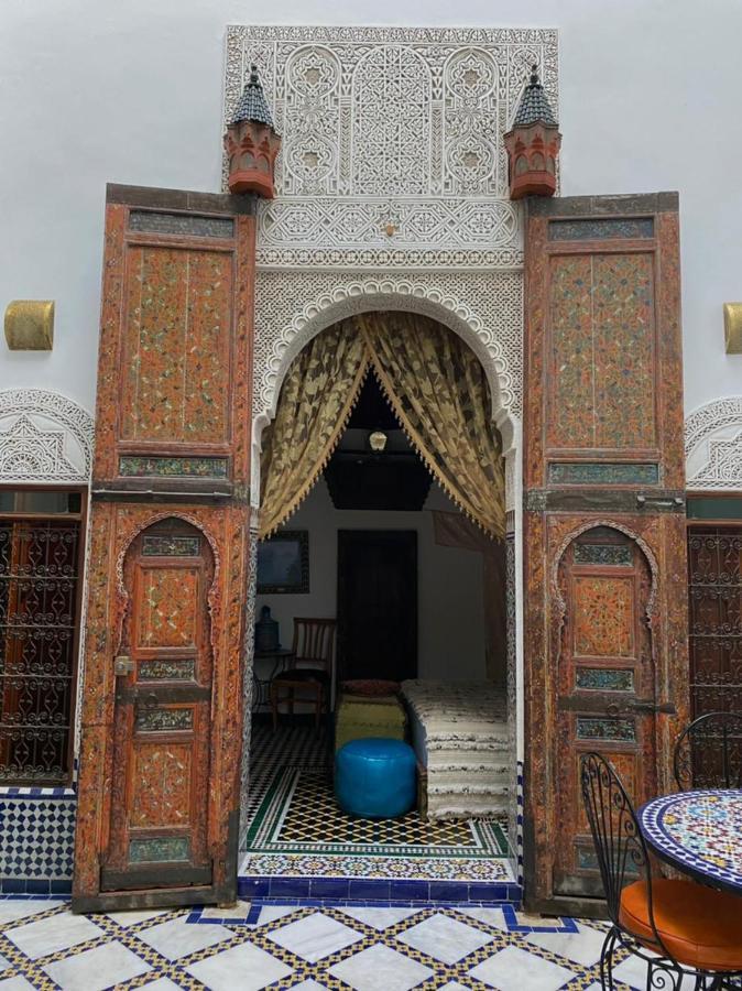 Riad Phoenix Fès Exteriör bild